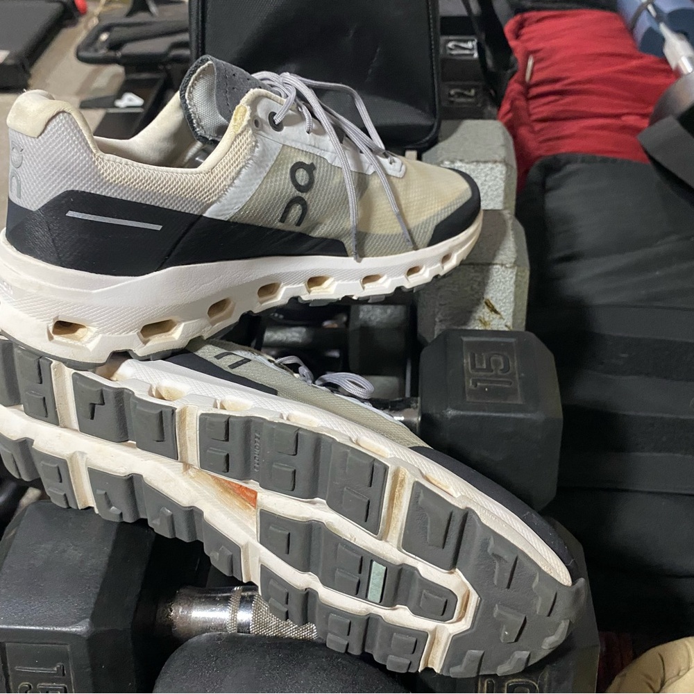 Men's On Cloud trail running shoes